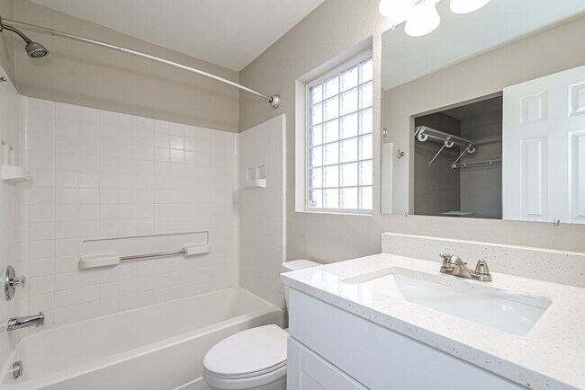 Building Photo - 18653 E 42nd Pl