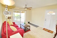 Building Photo - SOUTHPOINTE - Unfurnished - Top Floor 2Bed...