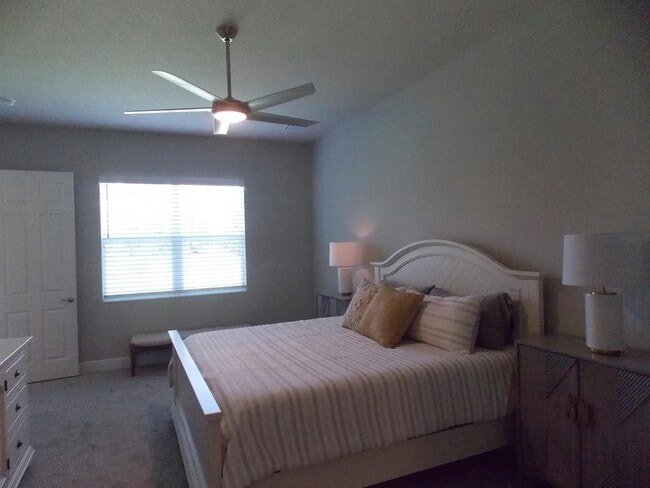 Building Photo - 1973 N Ember Path