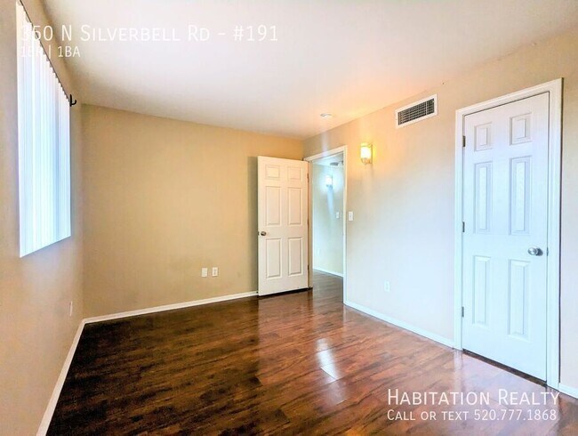 Building Photo - 350 N Silverbell Rd