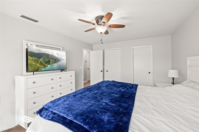 Building Photo - 3267 39th St S