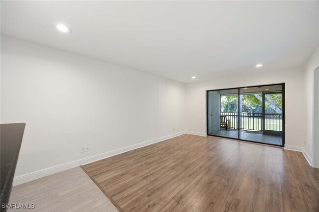 Building Photo - 28180 Pine Haven Way