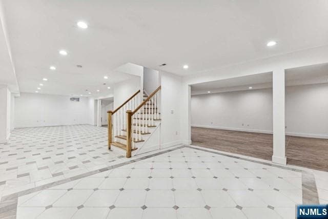 Building Photo - 25 Jones