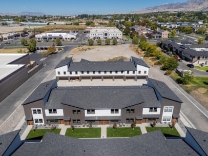 Building Photo - 35 N Gateway Dr