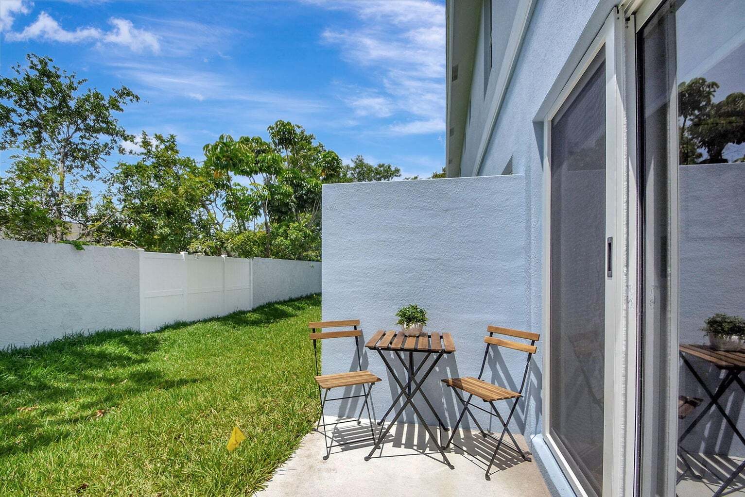 Building Photo - 3871 Patio Ct