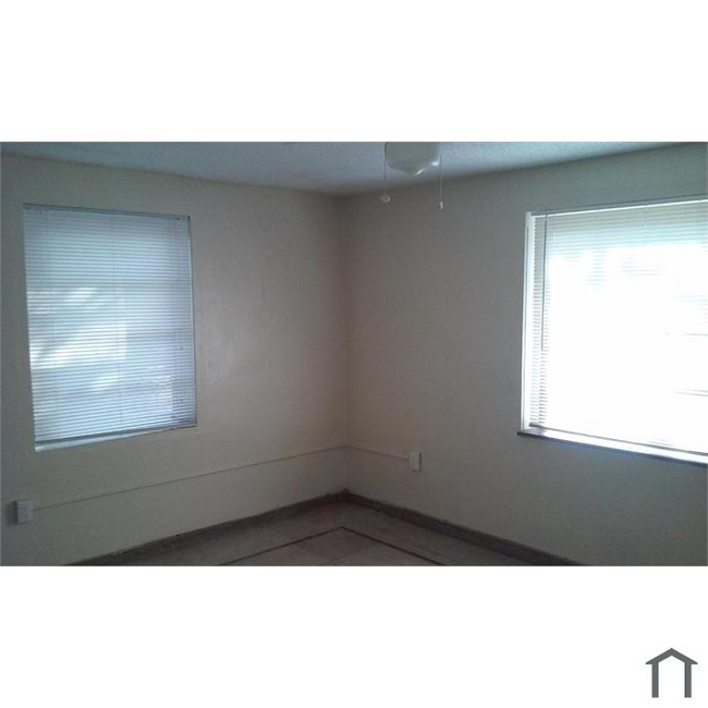 Building Photo - 2153 NW 92nd St