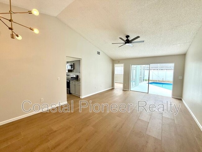 Building Photo - 11222 Clayridge Dr