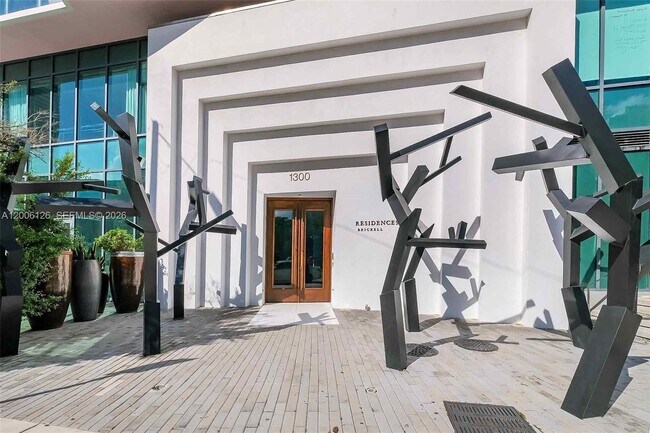 Building Photo - 1300 S Miami Ave