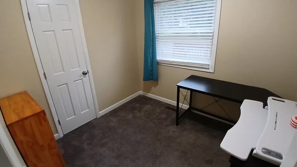 Building Photo - 59 Woodcrest Cir