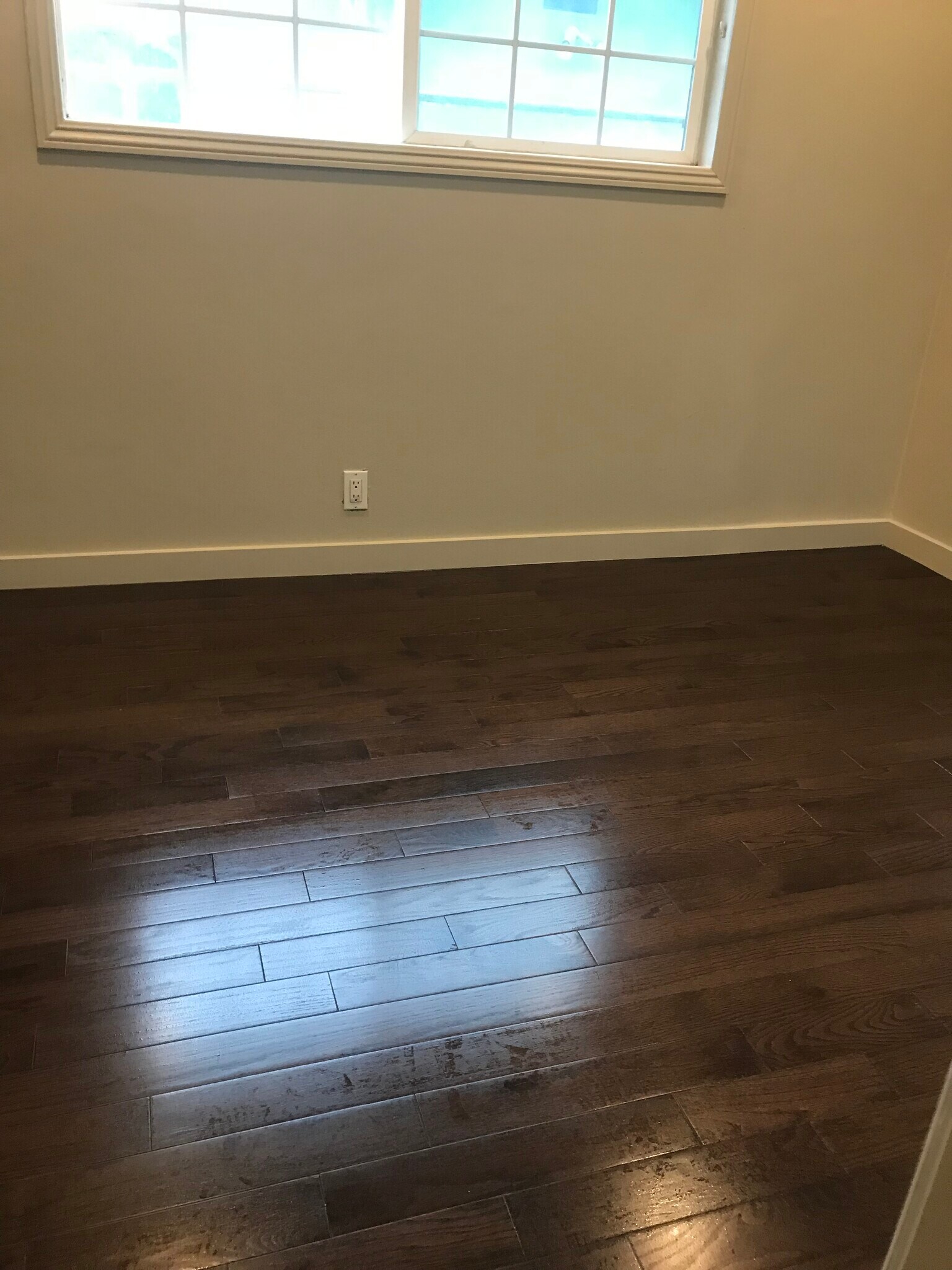 Building Photo - 2900 Elm St