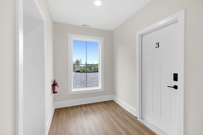 Building Photo - 2322 Scranton Rd