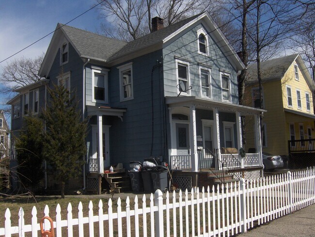 Building Photo - 2.5 Jefferson St