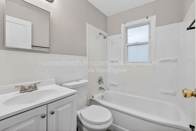 Building Photo - 9868 Lorna Ln