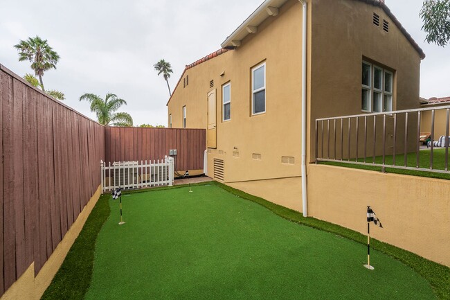 Building Photo - Beautifully Renovated Torrance Home!