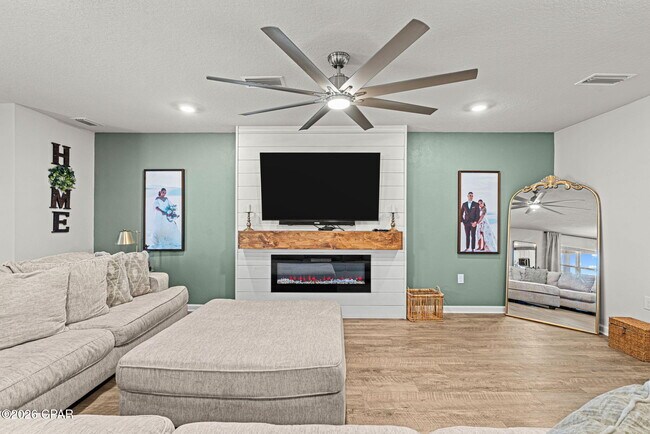 Building Photo - 4801 Conner Ln