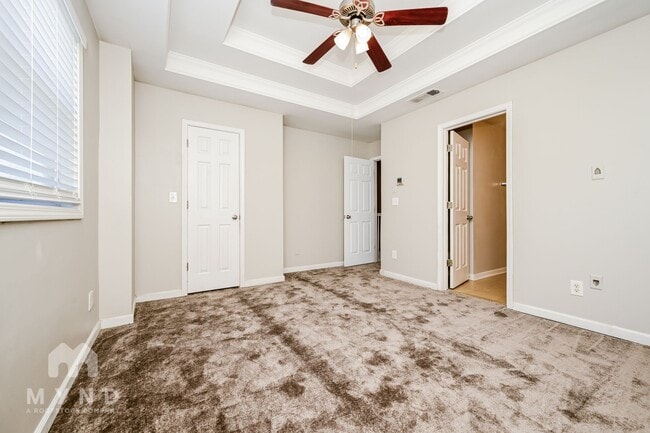 Building Photo - 1575 Laurel Park Pl