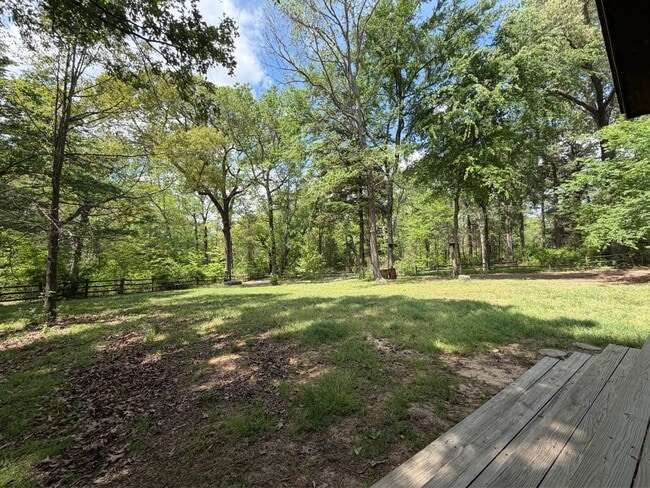 Building Photo - 261 County Rd