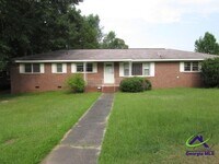 Building Photo - 104 Biltmore Terrace