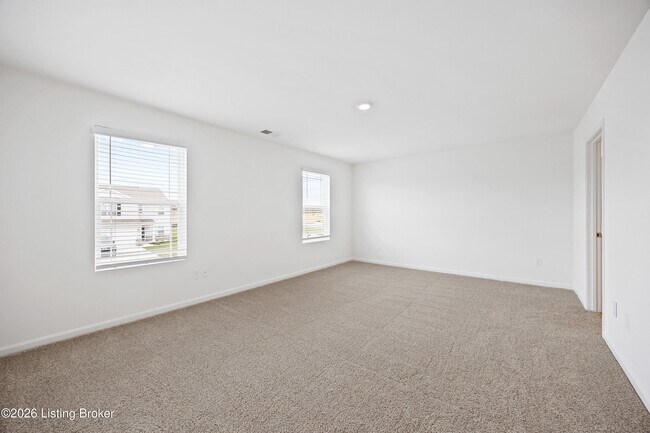 Building Photo - 284 Zelcova Dr