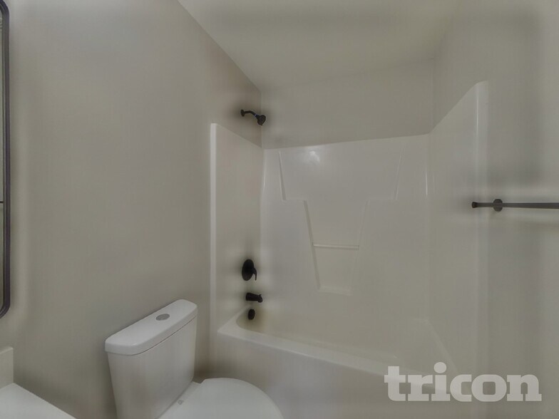 Building Photo - 8219 Belmont Stables Dr