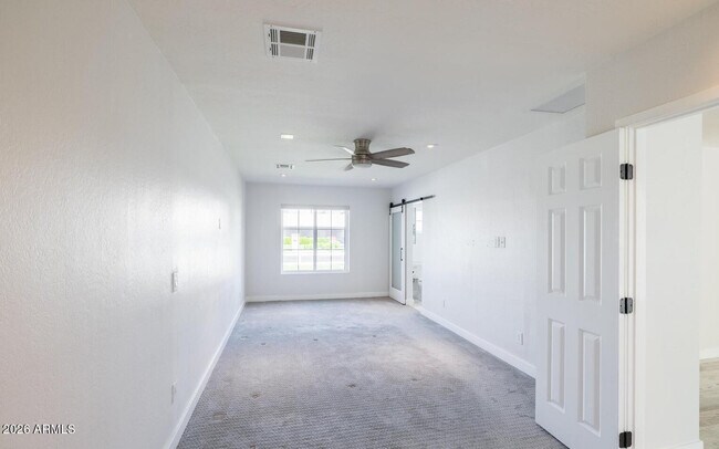 Building Photo - 6929 E Mariposa Dr