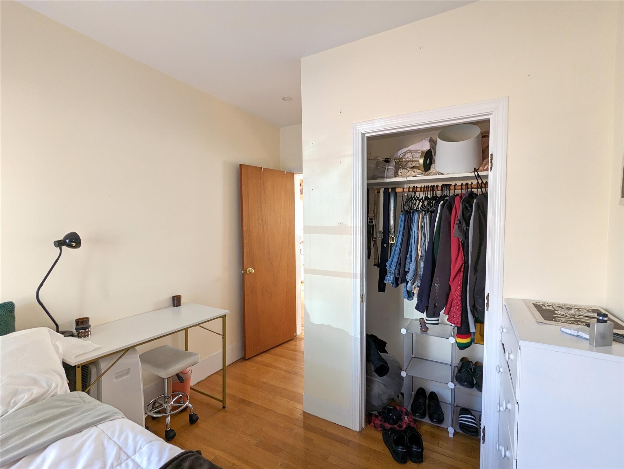 Building Photo - 28R Cherry St