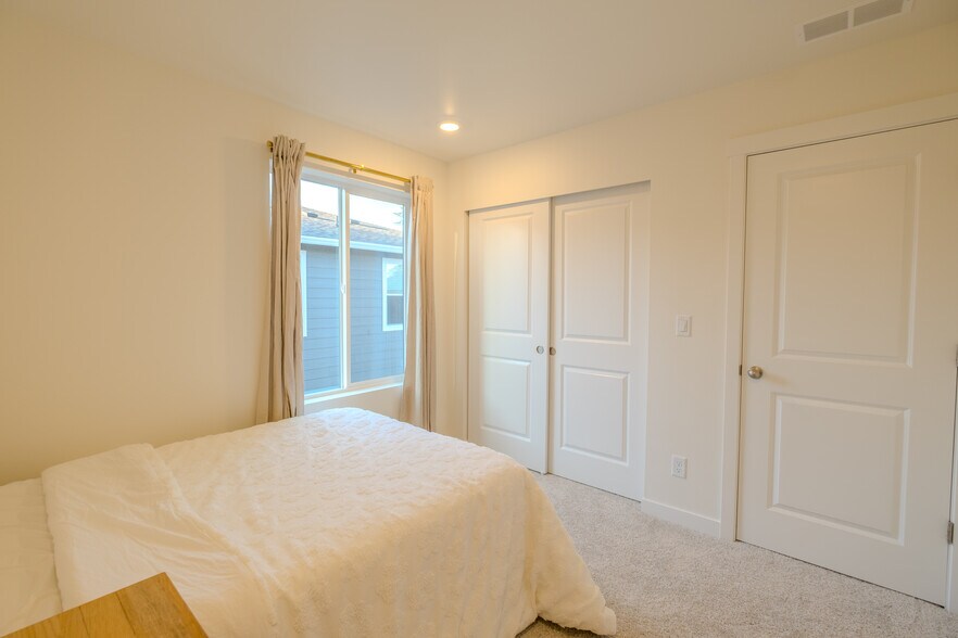 Bedroom with Closet - 26505 177th Pl SE