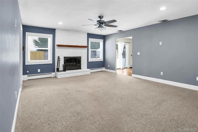 Building Photo - 11 Onyx Dr