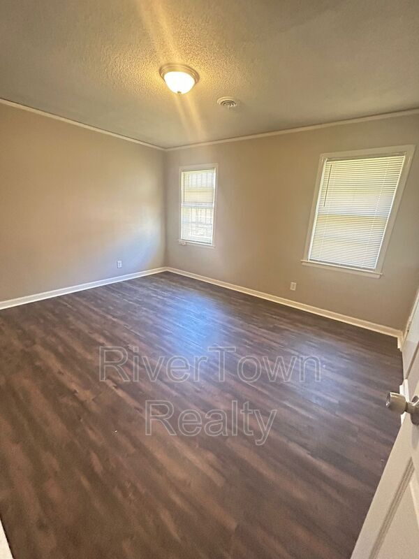 Building Photo - 1491 Hamilton St