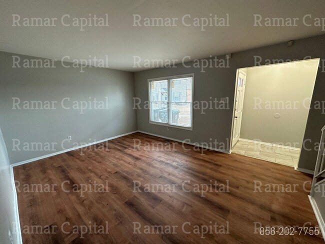 Building Photo - Stylish & Fully Furnished 3-Bedroom, 2-Bat...