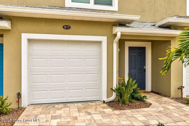 Building Photo - 873 Paddleboard Ct