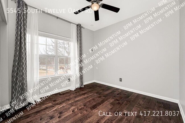 Building Photo - 5545 S Twelve Oaks Rd