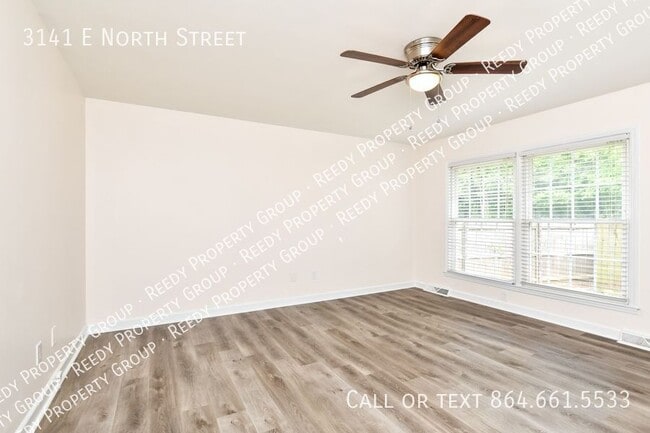 Building Photo - 3141 E North St