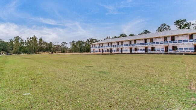 Building Photo - 8872 Brigade Trail