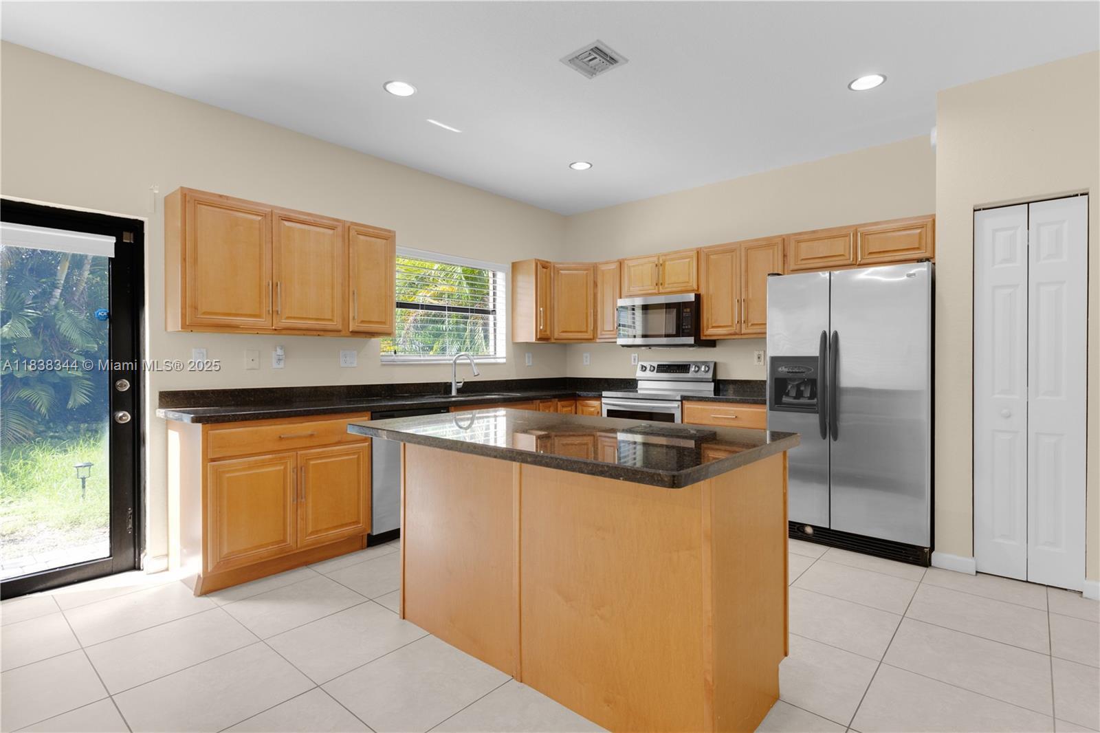 Building Photo - 11358 SW 243rd Ter