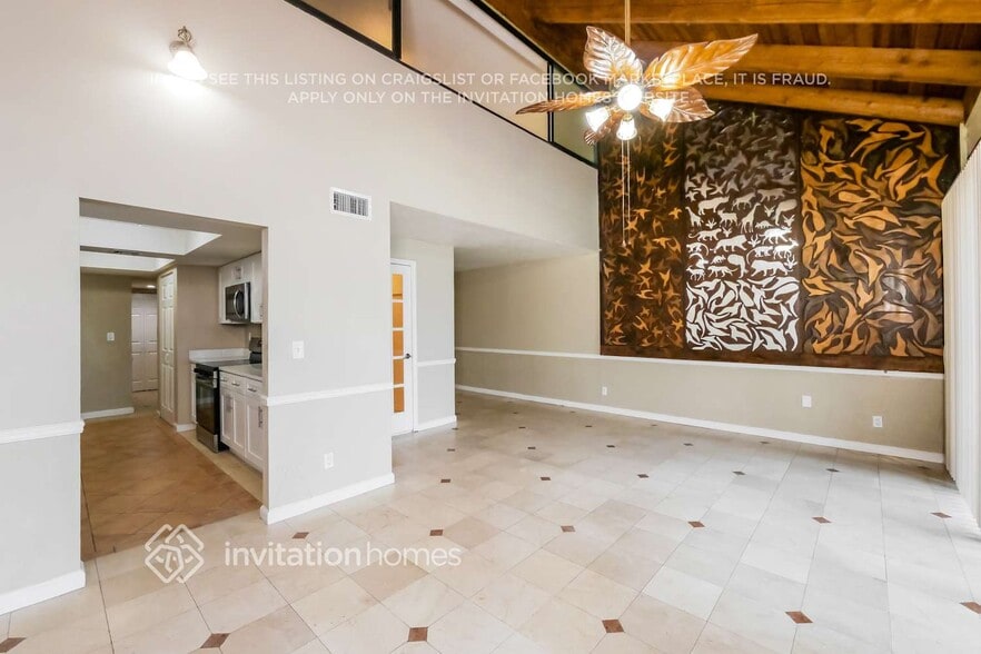 Building Photo - 1314 SW 131st Pl Cir E