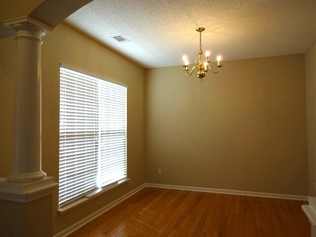 Building Photo - 412 Grafton Ct