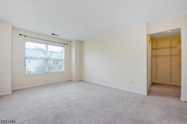 Building Photo - 8708 Brittany Dr