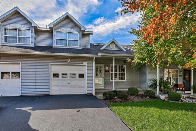 Building Photo - 1285 Courtney Dr