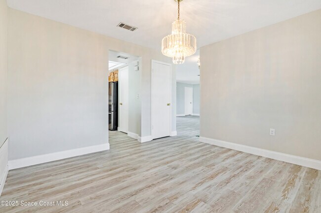 Building Photo - 1730 Canal Ct
