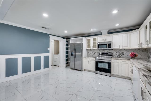 Building Photo - 2403 Vassar Ct