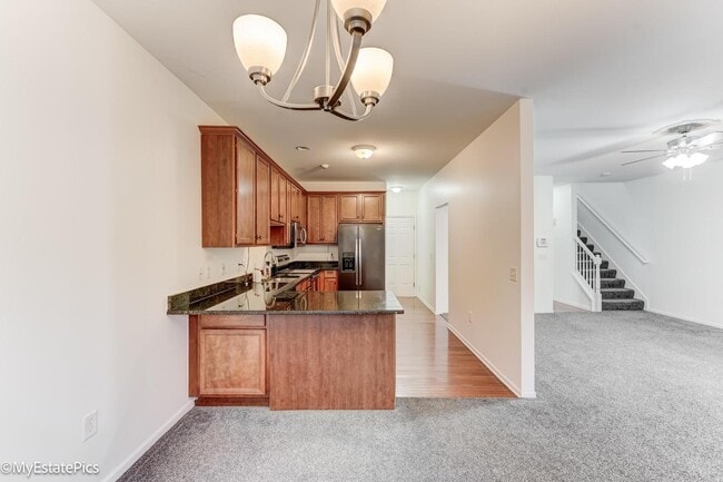 Building Photo - 41101 Maplewood Drive