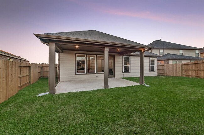 Building Photo - 25206 Farmdale Ln