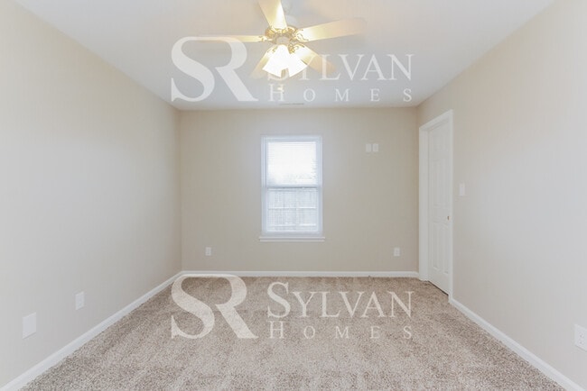 Building Photo - Unwind and Explore in Indianapolis'