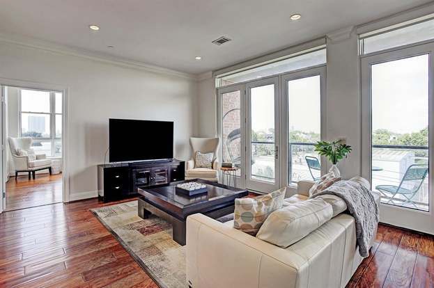 Building Photo - 1419 Montrose-ID268.1