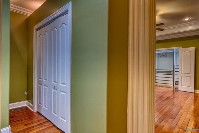 Building Photo - 105 Brac Cir SW