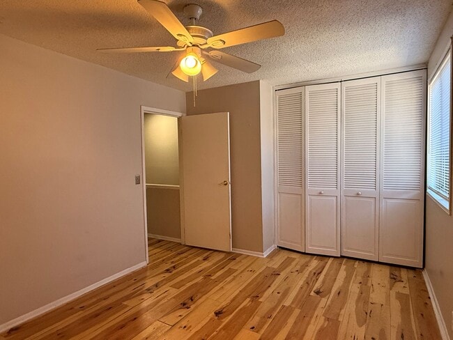 Building Photo - 2 Bedroom located in Winter Springs