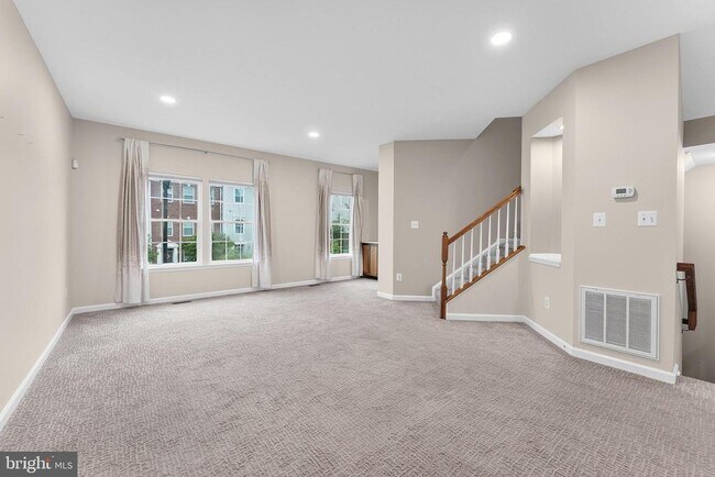 Building Photo - 7015 Trek Way