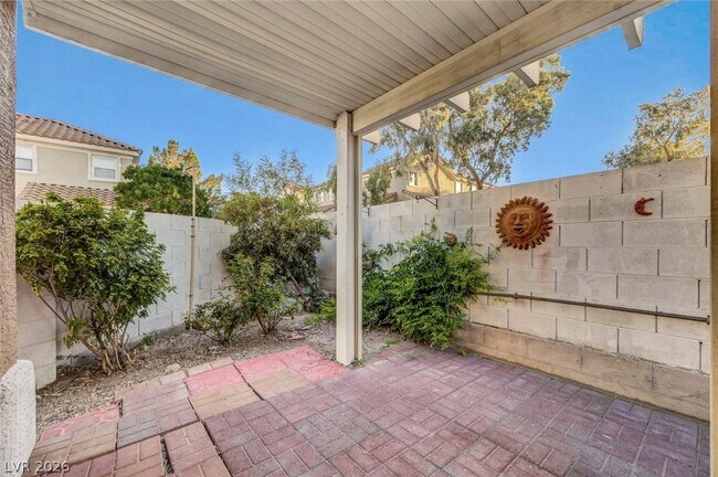 Building Photo - 1453 Morro Creek St