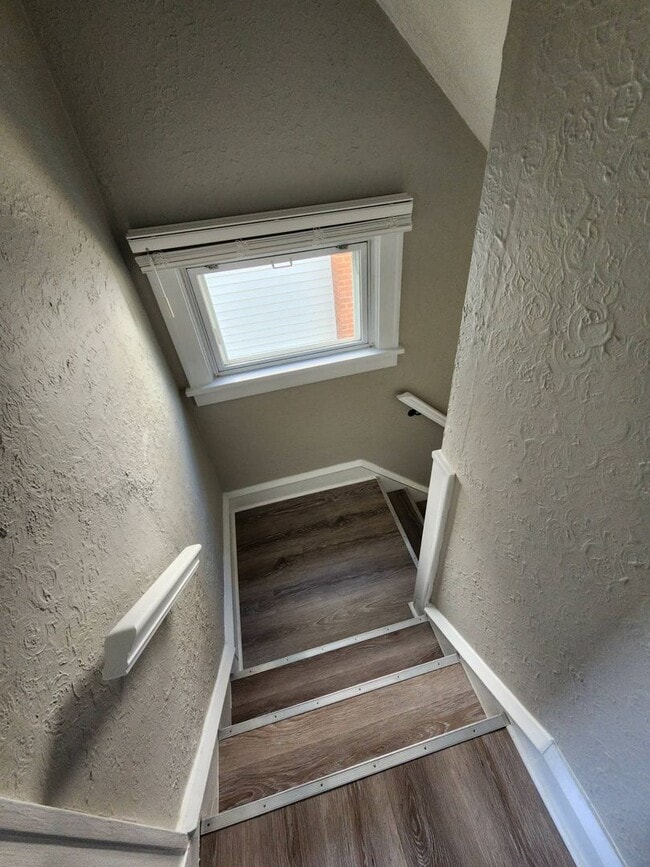 Building Photo - Newly Renovated 3-Bedroom Property in Prim...